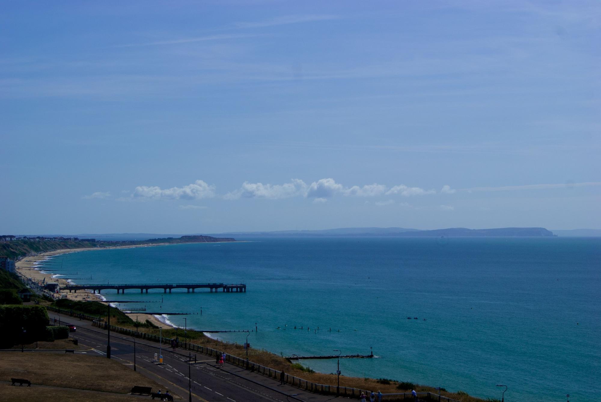 Suncliff Hotel - Oceana Collection Bournemouth Bagian luar foto